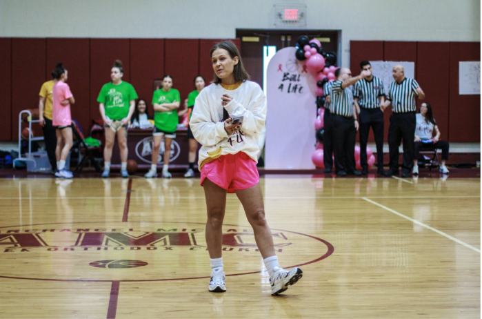 The 'Dink for Pink' pickleball fundraiser will raise money for breast cancer research in honor of Margaret Elenis.